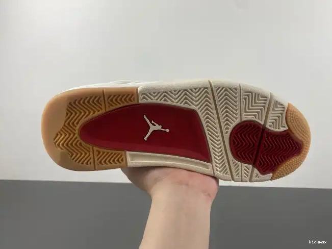 Rep MAX AO2571-100 Levi's 4 Air Jordan x 'White' 0506